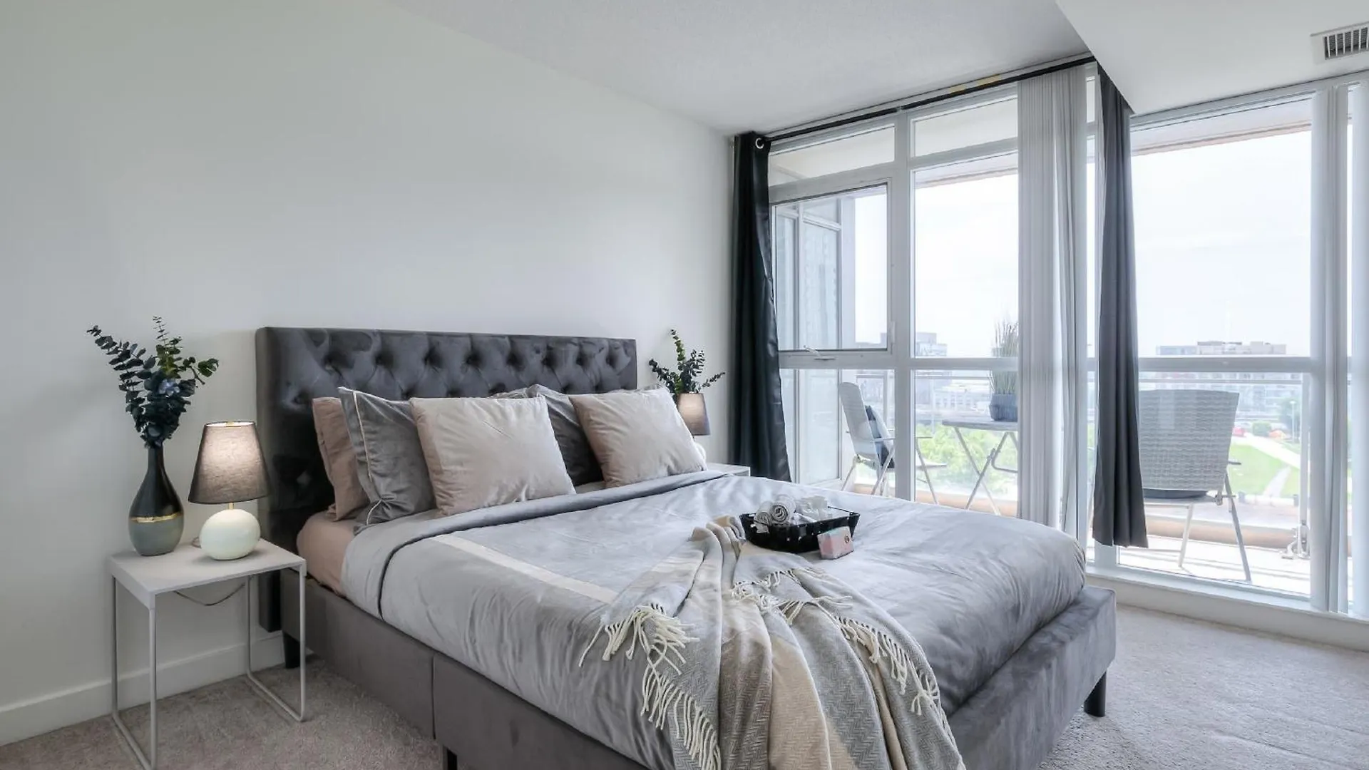 Apartamento Entire Condo, Heart Of Downtown Toronto